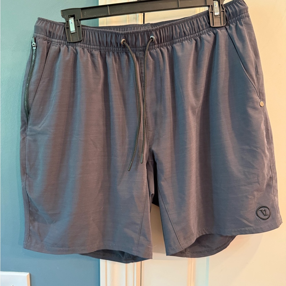 Vuori Mens 7” Lined Athletic Shorts